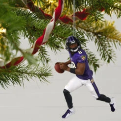 Hallmark NFL Baltimore Ravens Lamar Jackson Ornament -Hallmark Sales Store Baltimore Ravens Lamar Jackson Keepsake Ornament 2299QXI7167 02