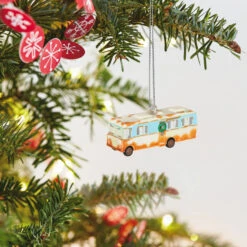 Hallmark Mini National Lampoon's Christmas Vacation™ The Cousins’ RV Ornament, 0.5" -Hallmark Sales Store Cousin Eddies RV Keepsake Ornament 1299QXM9239 02