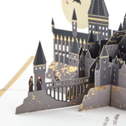 Hallmark Harry Potter™ Hogwarts™ Castle 3D Pop-Up Card 14 Hallmark Harry Potter™ Hogwarts™ Castle 3D Pop-Up Card -Hallmark Sales Store Harry Potter Hogwarts Castle 3D PopUp Card 1499LAD2727 03