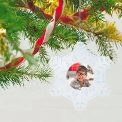 Hallmark Magic Sparkling Snowflake Photo Personalized Ornament With Light -Hallmark Sales Store Magic Sparkling Snowflake Photo Keepsake Personalized Ornament With Light 2999QHE2010B3 02