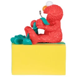 Hallmark Sesame Street® A Gift From Elmo Personalized Ornament 9 Hallmark Sesame Street® A Gift From Elmo Personalized Ornament -Hallmark Sales Store Sesame Street A Gift From Elmo Personalized Keepsake Ornament 2499QHE2111B1 06