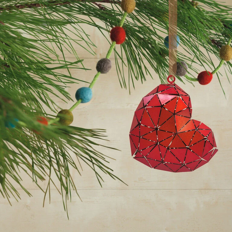 Signature Heart Metal Hallmark Ornament 4 Signature Heart Metal Hallmark Ornament - Image 2