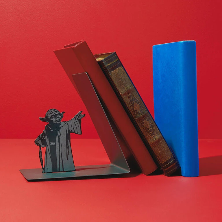 Hallmark Star Wars™ Yoda™ Metal Bookend 4 Hallmark Star Wars™ Yoda™ Metal Bookend - Image 2