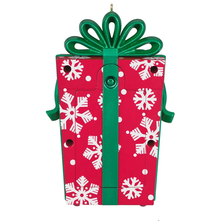 Hallmark Toy Soldier Musical Ornament With Motion 8 Hallmark Toy Soldier Musical Ornament With Motion - Image 6