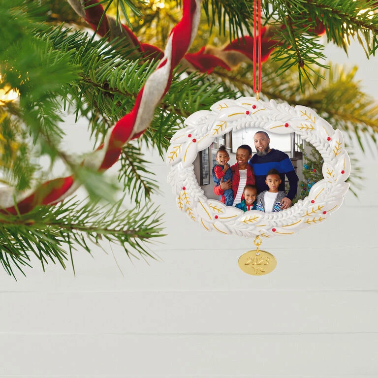 Hallmark A Beautiful Year 2023 Metal Photo Frame Ornament 4 Hallmark A Beautiful Year 2023 Metal Photo Frame Ornament - Image 2