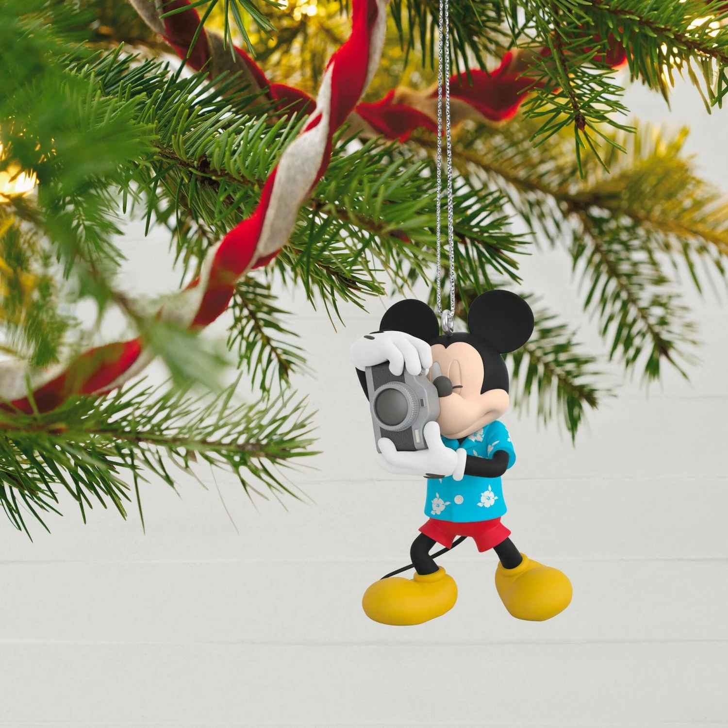 Hallmark Disney All About Mickey! Tourist Mickey Ornament 4 Hallmark Disney All About Mickey! Tourist Mickey Ornament - Image 2