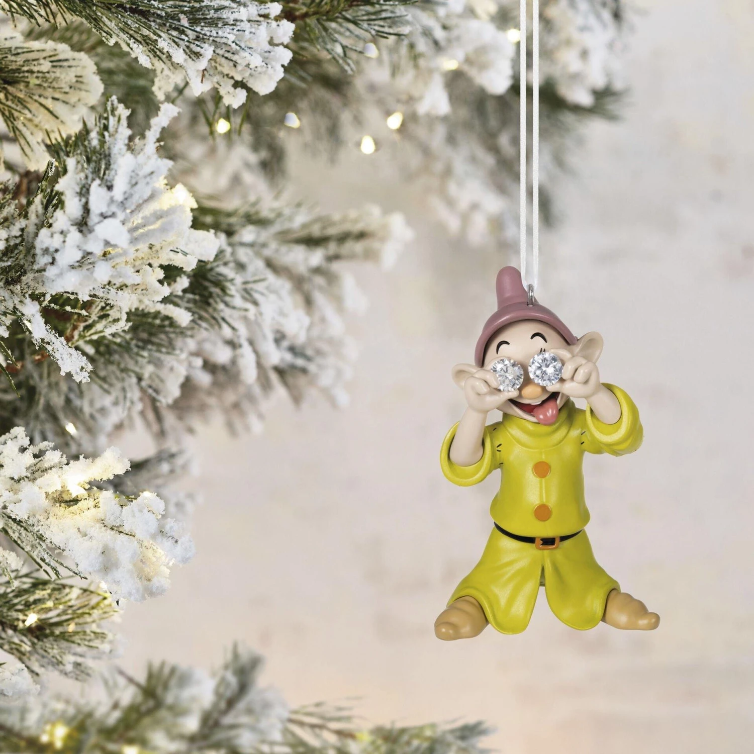 Hallmark Disney Snow White And The Seven Dwarfs Diamond Eyes Dopey Metal Ornament 3 Hallmark Disney Snow White And The Seven Dwarfs Diamond Eyes Dopey Metal Ornament