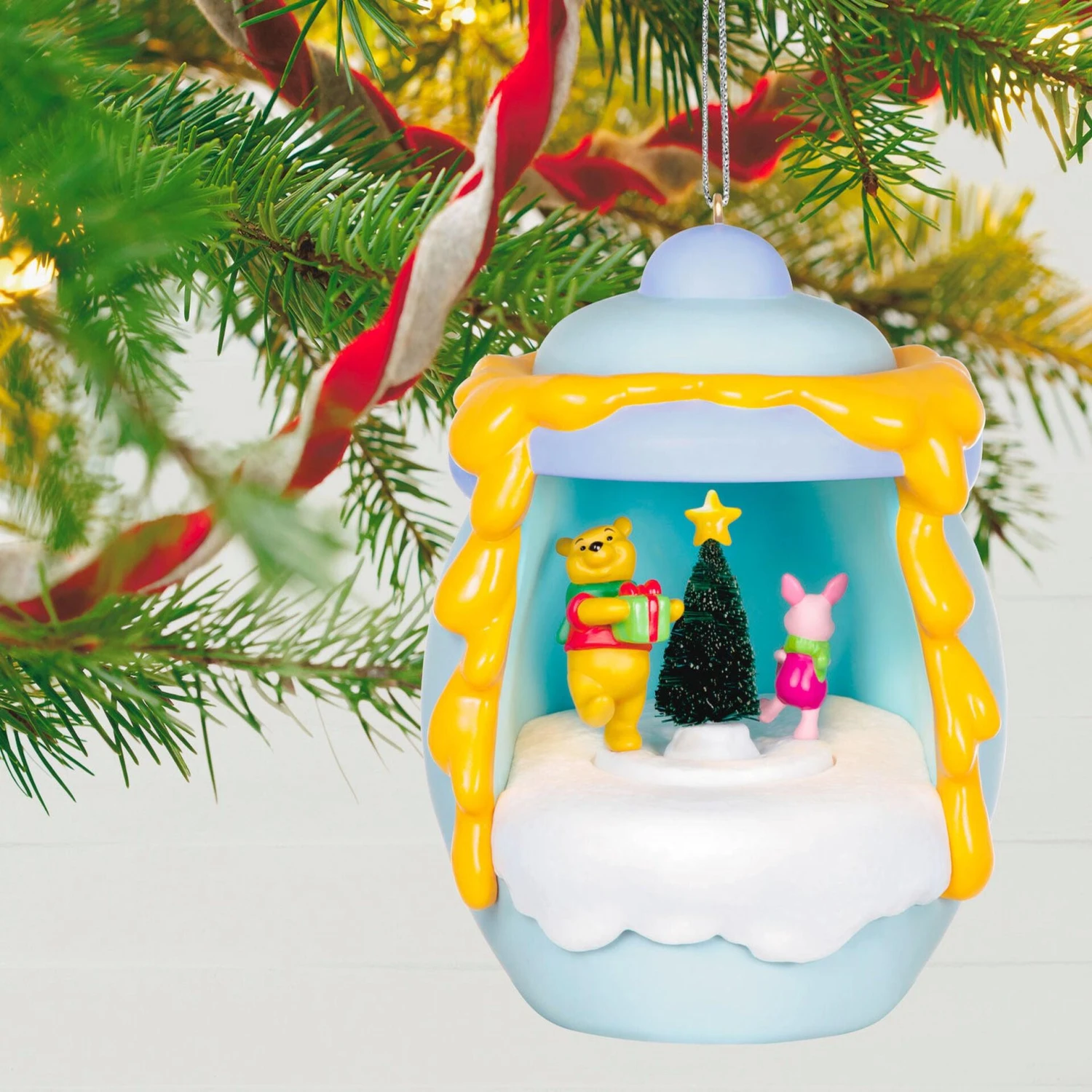 Hallmark Disney Winnie The Pooh A Smallish Gift Ornament With Light And Motion 4 Hallmark Disney Winnie The Pooh A Smallish Gift Ornament With Light And Motion - Image 2
