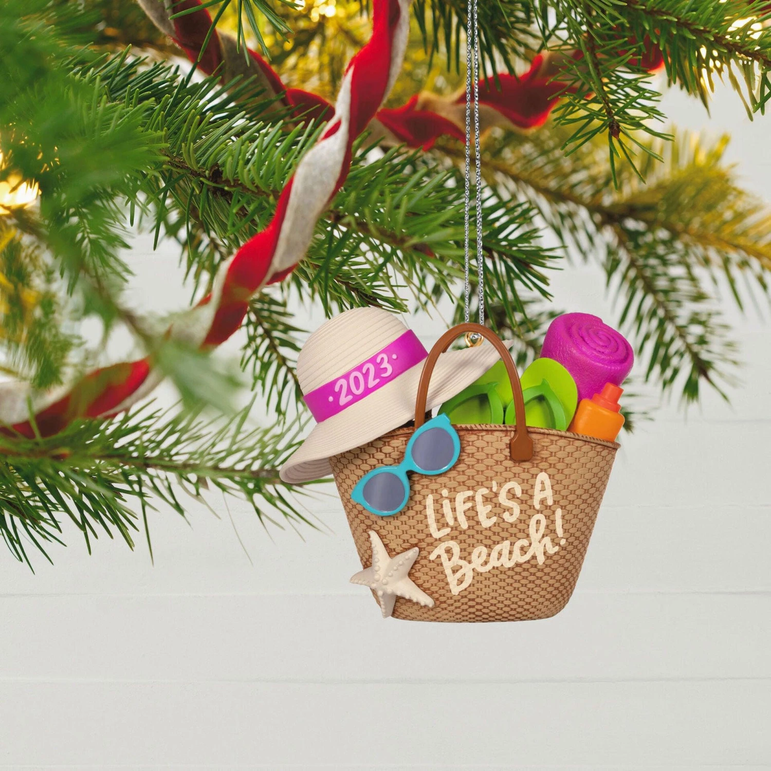 Hallmark Life's A Beach! 2023 Ornament 7 Hallmark Life's A Beach! 2023 Ornament - Image 5